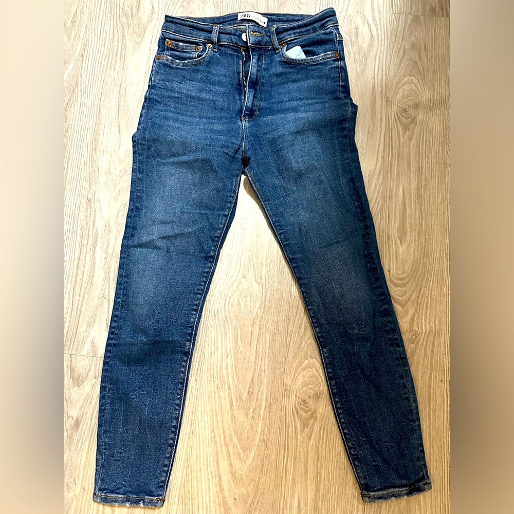 Zara Jeans